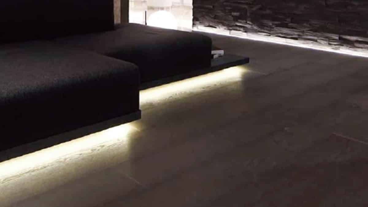 High Efficiency LED Strip Tape Light